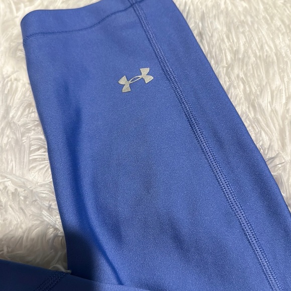 Under armor compression leggings medium heat gear - Picture 4 of 6